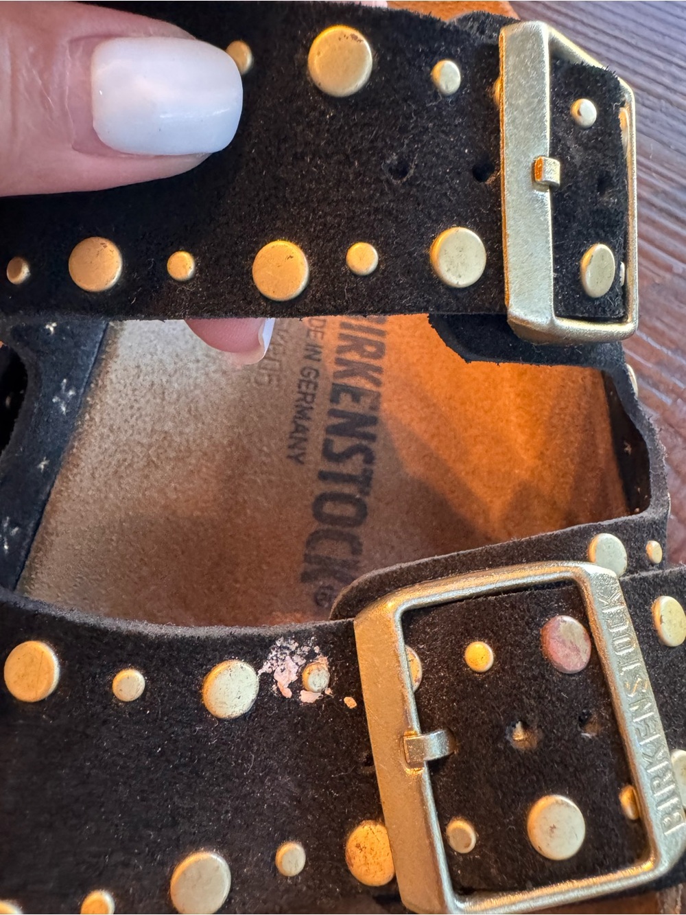 Birkenstock Arizona Rivets size 40 in GUC. Barely worn. Originally $158 - Picture 7 of 13